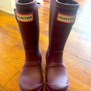 Girls Hunter boots in very good used condition
